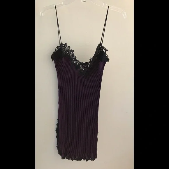JONQUIL BY DIANE SAMANDI Gorgeous Grape Purple Black Pleated NWOT Lacy N… - Picture 6 of 13